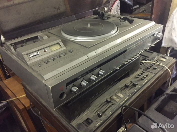 Стерео радиола estonia 008,сириус 324,илга-302-1с