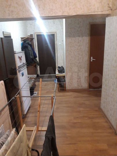 Комната 15 м² в 3-к., 7/25 эт.