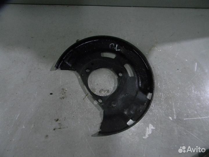 Щит опорный передний левый Cruze