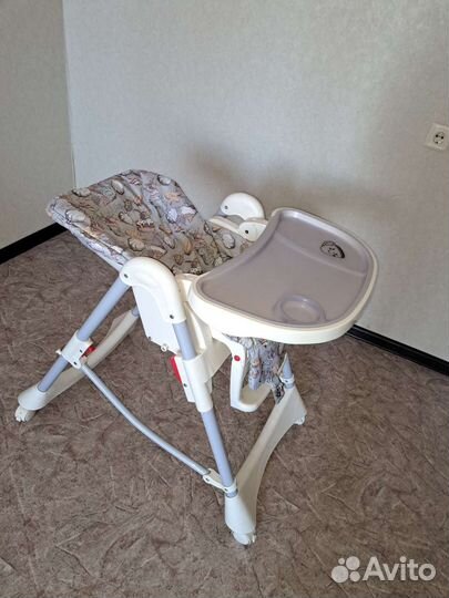 Стульчик для кормления happy baby