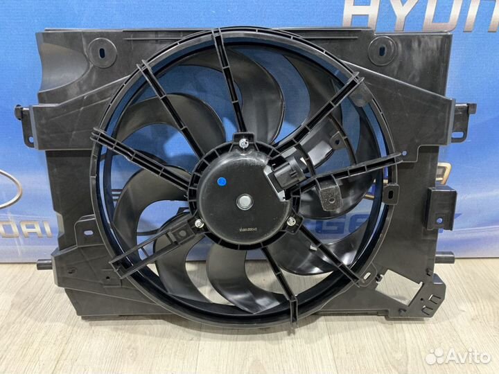 Вентилятор радиатора охлаждения двигателя диффузор