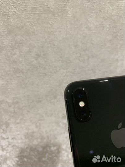 iPhone X, 64 ГБ