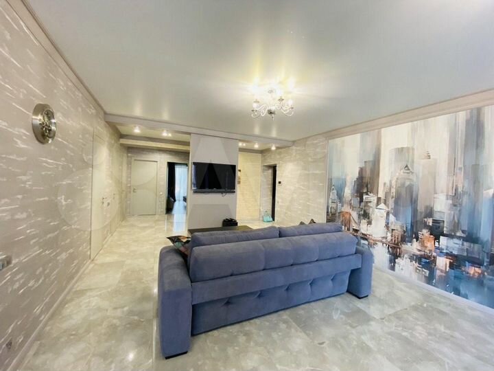 3-к. квартира, 120 м², 4/9 эт.