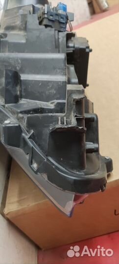 Фара передняя правая Mitsubishi Eclipse Cross