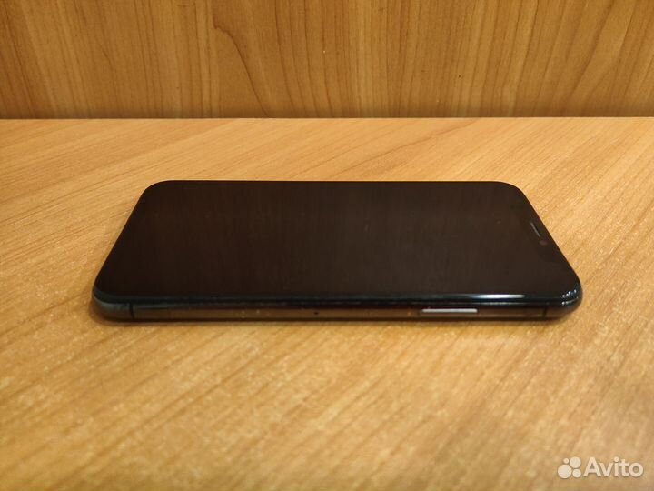 iPhone X, 64 ГБ