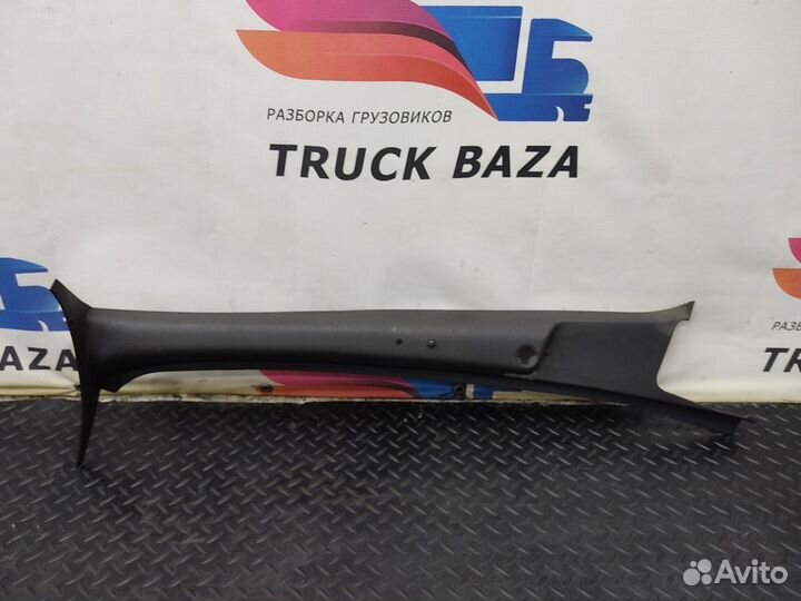 1096211 Накладка стойки кабины левой