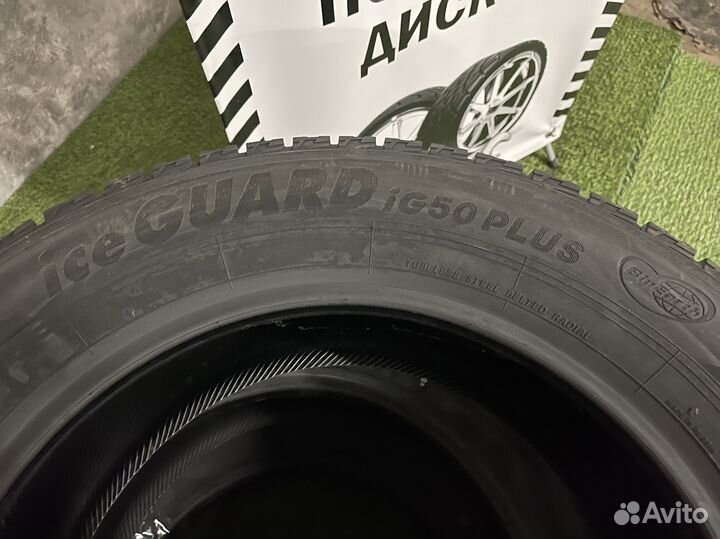 Yokohama Ice Guard IG50+ 215/55 R17 94Q