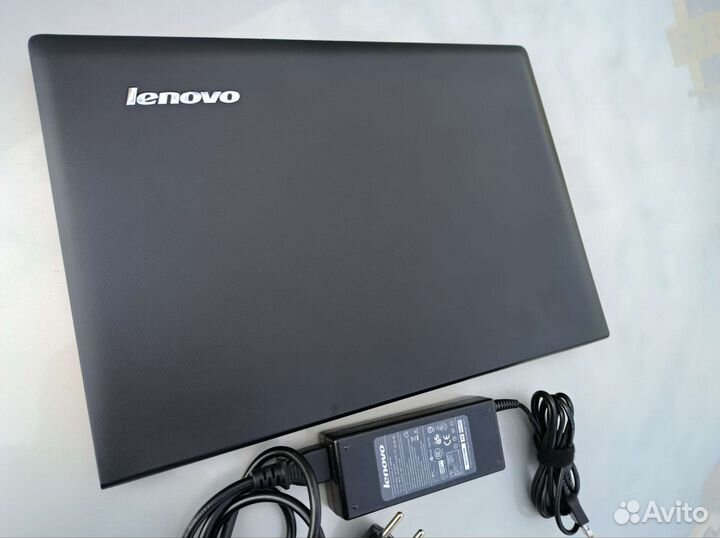 Ноутбук Lenovo Core i5/8Gb/2видеокарты/Отл сост