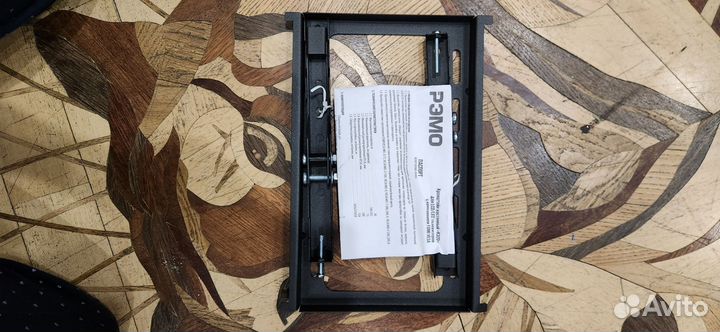 Кронштейн для телевизора на 30кг Рэмо