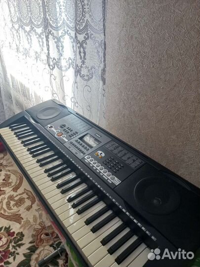 Синтезатор