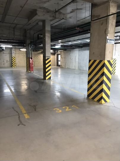 Машиноместо, 13 м²