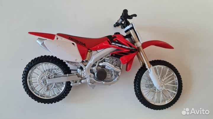 Модель мотоцикла Maisto Honda CRF450R