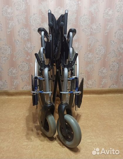 Кресло инвалидная