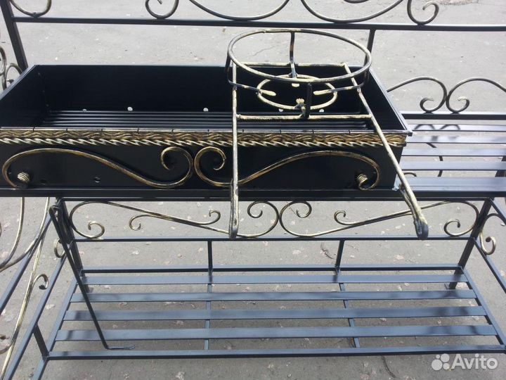 Мангал с крышей 