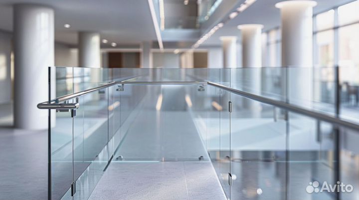 Стеклянное ограждение лестницы на заказ