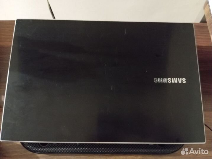 Ноутбук samsung