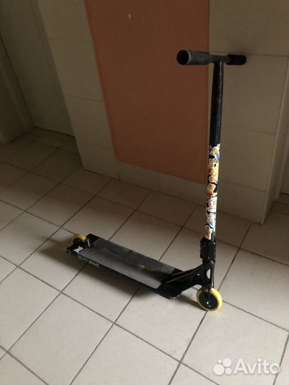 Трюковой самокат кастом стрит