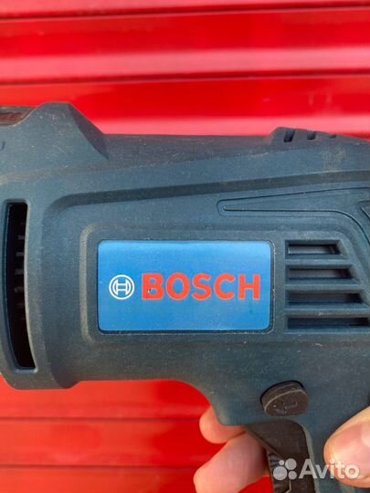 Дрель Bosch с набором