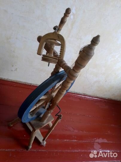 Прялка деревянная старинная