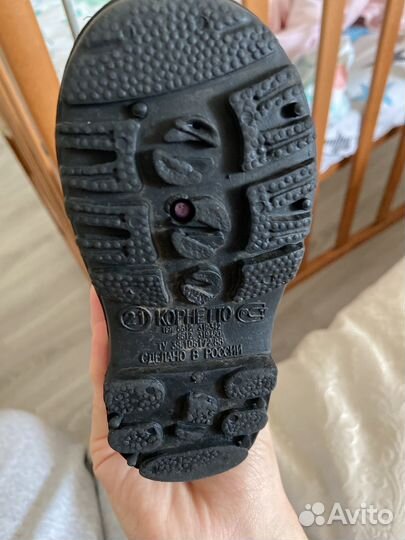 Резиновые сапожки для девочки