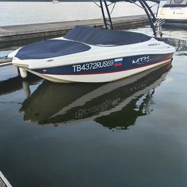 Катер Rinker 200 MTX Captiva