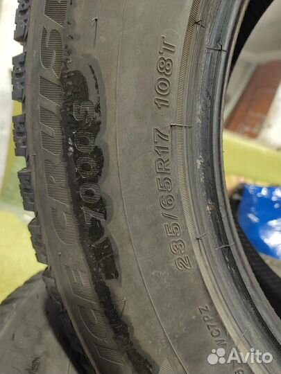 Bridgestone Ice Cruiser 7000S 235/65 R17 108T