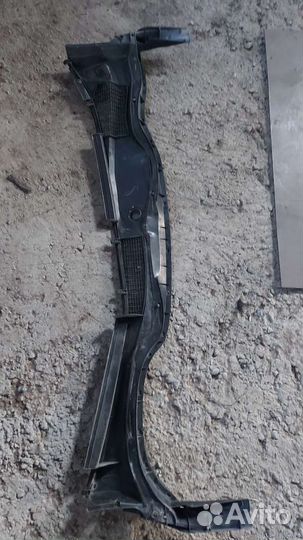 Жабо на Toyota Mark X