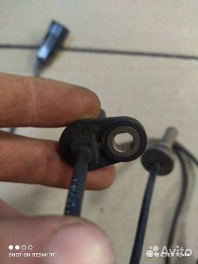 Датчик abs передний Volvo S60