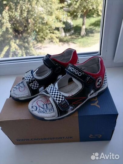 Продам сандали