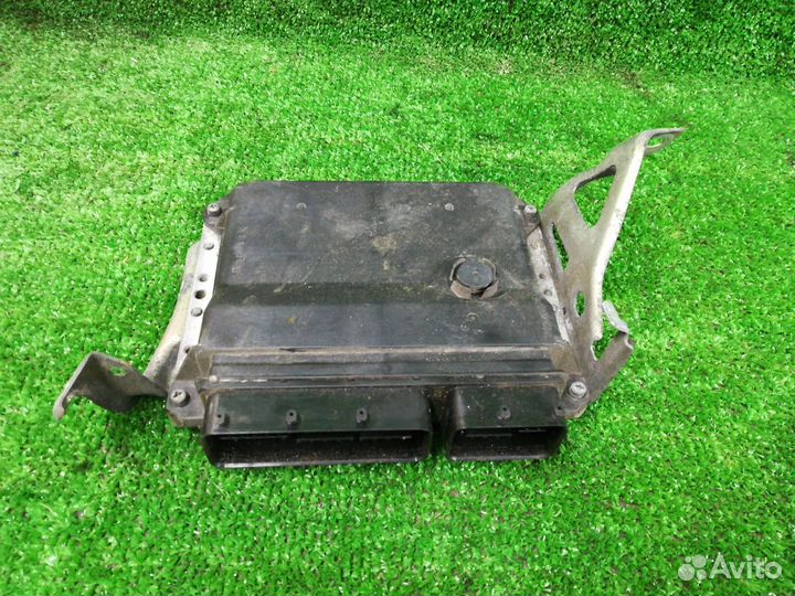 Блок управления двигателем Toyota Avensis 3 896610