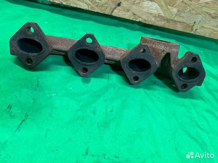 Выпускной коллектор Bmw 1 E87 M47D20 2006