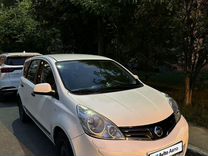 Nissan Note 1.6 AT, 2013, 90 710 км, с пробегом, цена 910 000 руб.