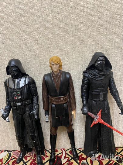 Настольная фигурка