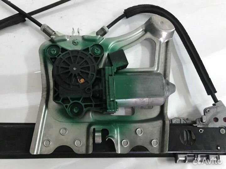 Стеклоподъемник передний правый Mercedes-Benz