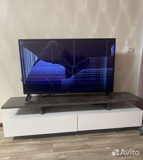 Телевизор ЖК LG