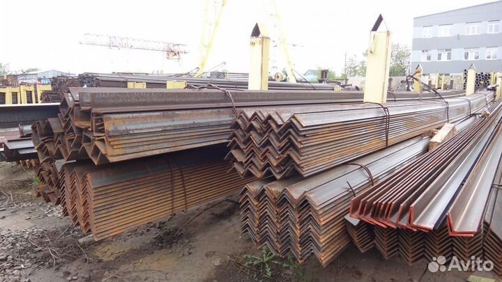 Металлопрокат Уголок Б/У от 1 тонны