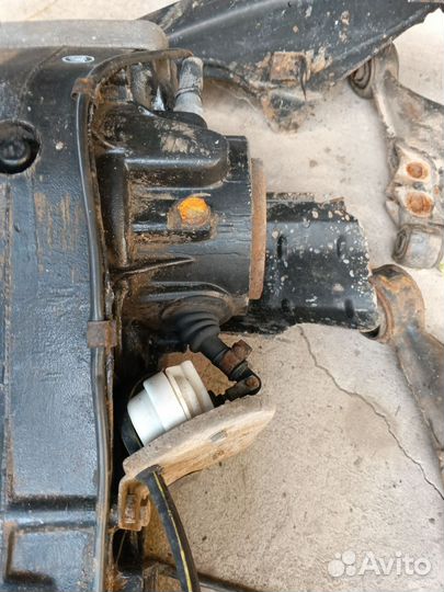 Запчасти на audi 100 c4