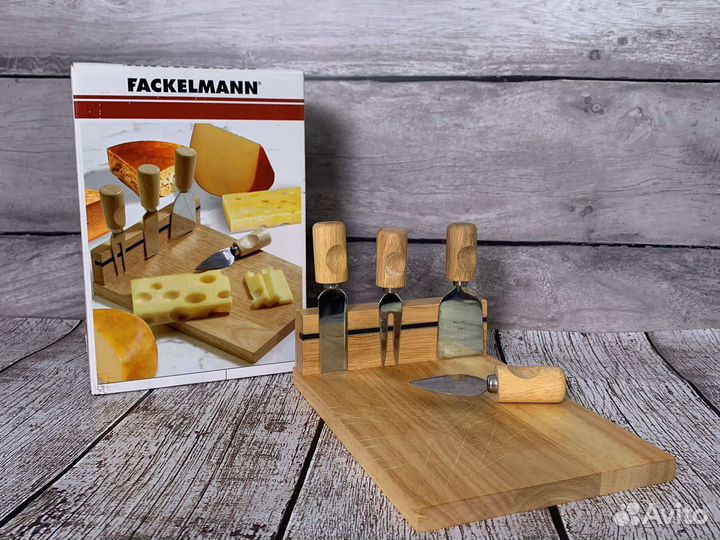 Сырная доска с ножами