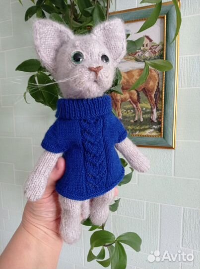 Кот вязаный спицами