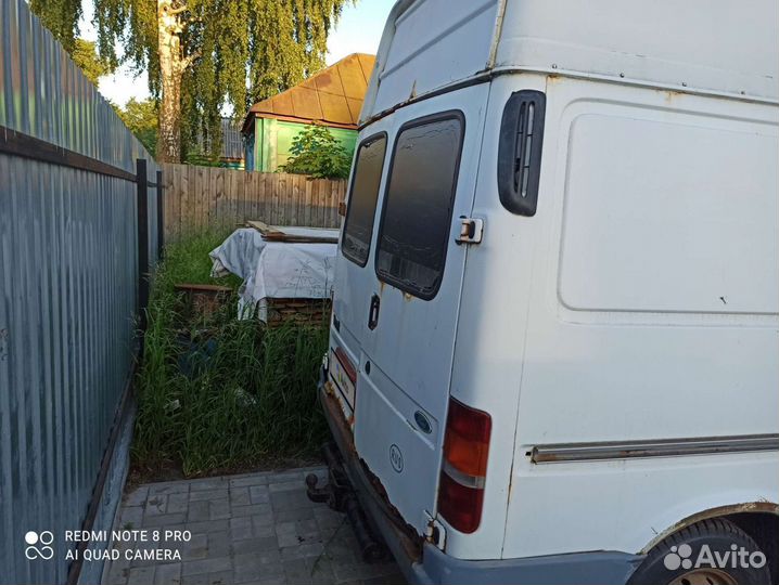 Ford Transit 2.5 МТ, 1997, битый, 320 000 км