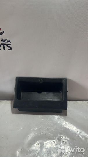 Накладка торпедо нижняя левая Volkswagen Passat B3