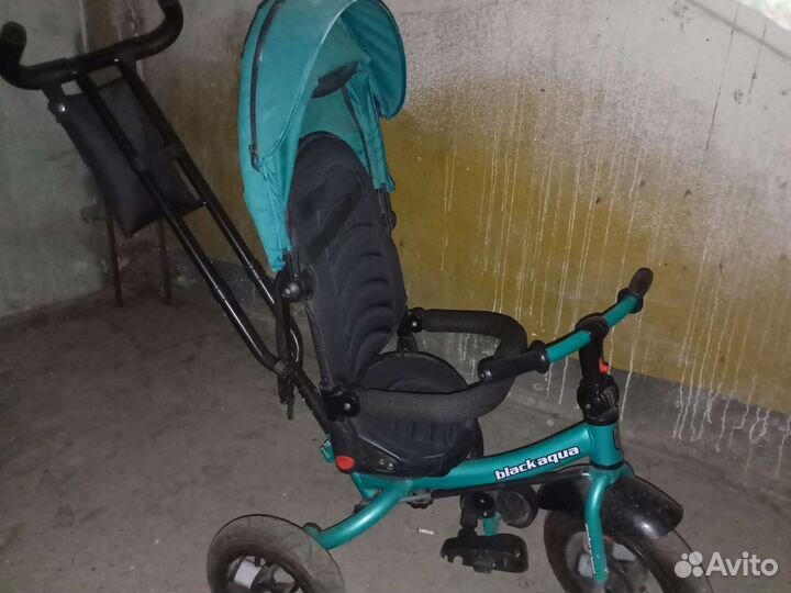 Трехколесный детский велосипед с ручкой бу