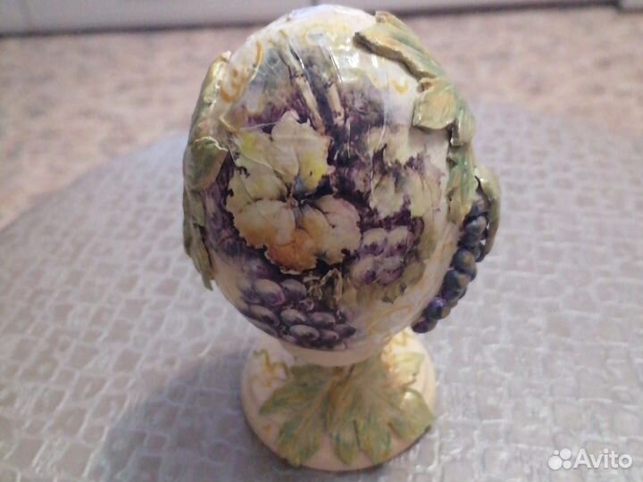 Фигурка из дерева