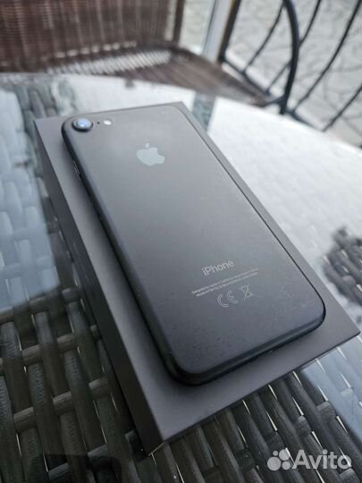Телефон iPhone 7 32gb