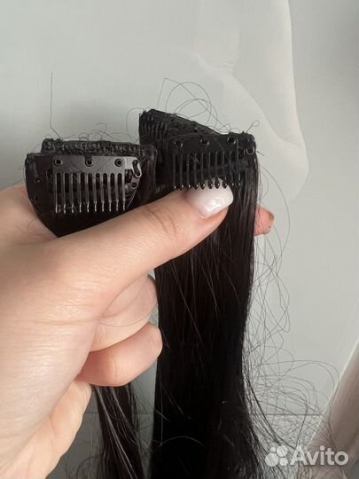 Волосы на заколках