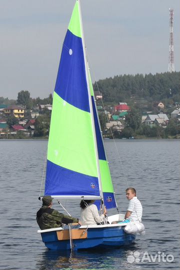 Пластиковая лодка Виза Комби - 395