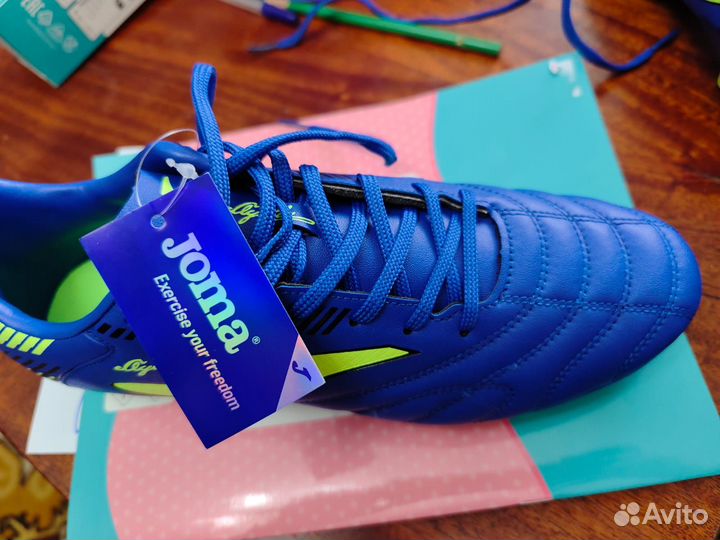 Футбольные бутсы Joma