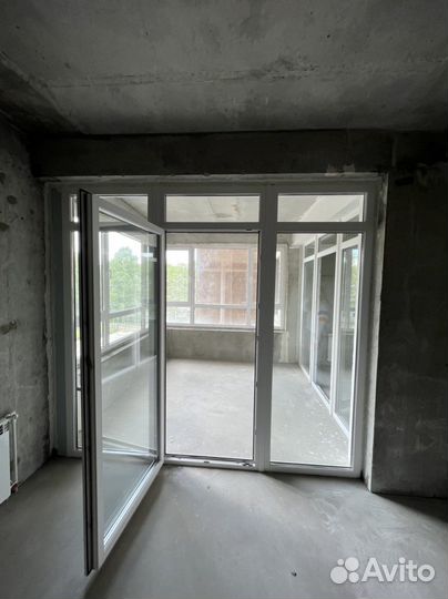 Продам оконный блок с дверью