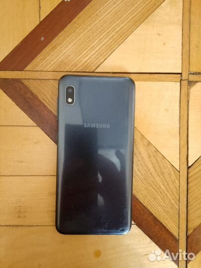 Samsung Galaxy A10, 2/32 ГБ