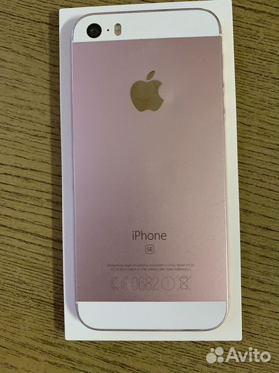 iPhone SE, 32 ГБ